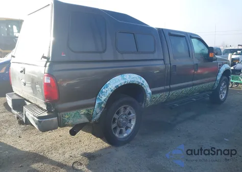 2008 Ford F-250 Lariat из США, поврежденный, VIN 1FTSW21R88ED94927